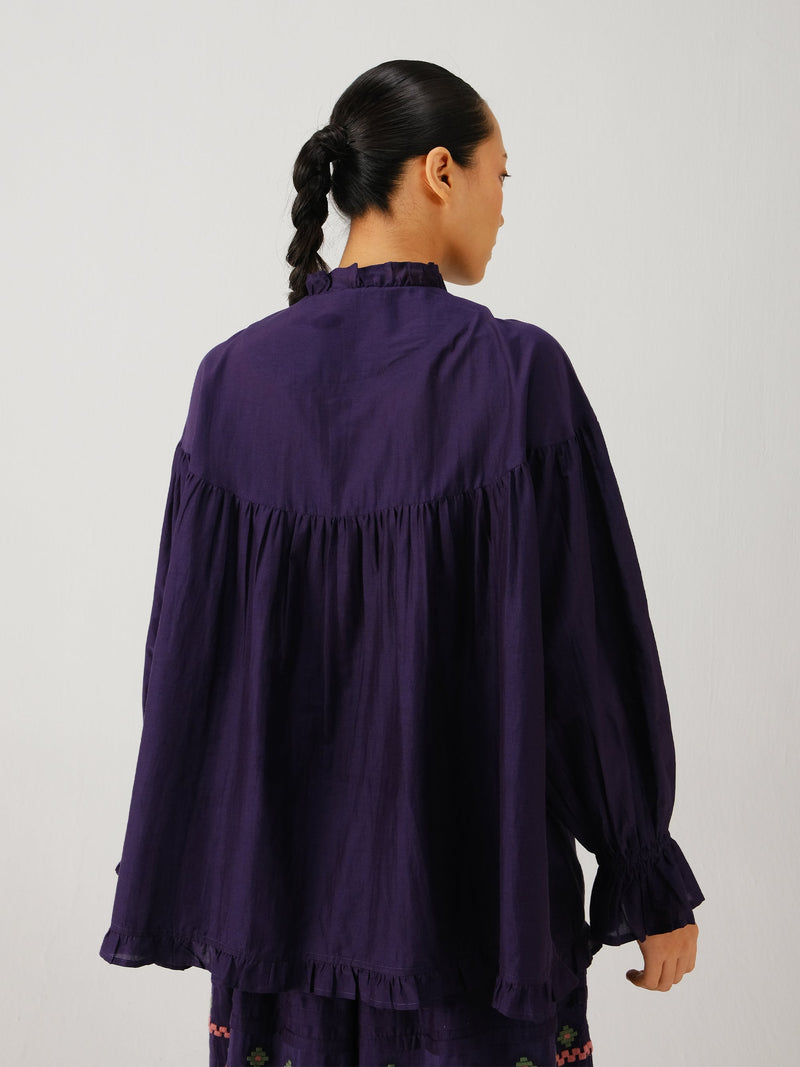 Fiji top
