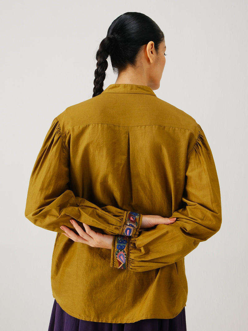Peasant top