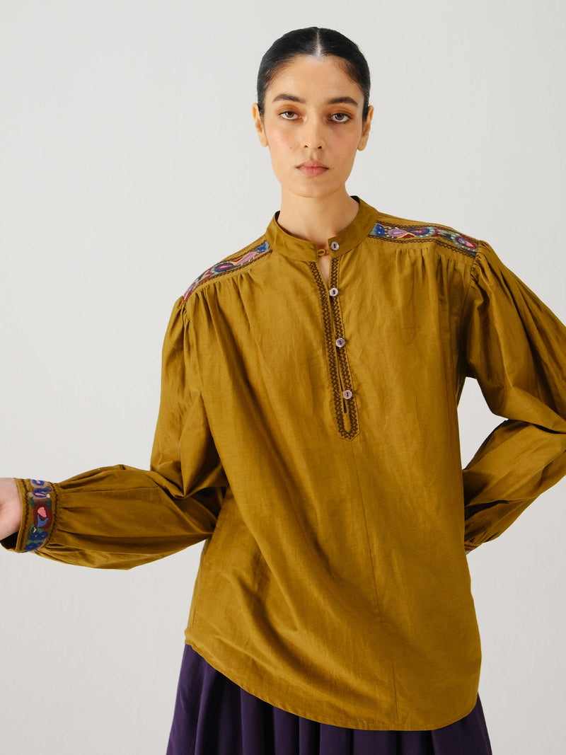 Peasant top