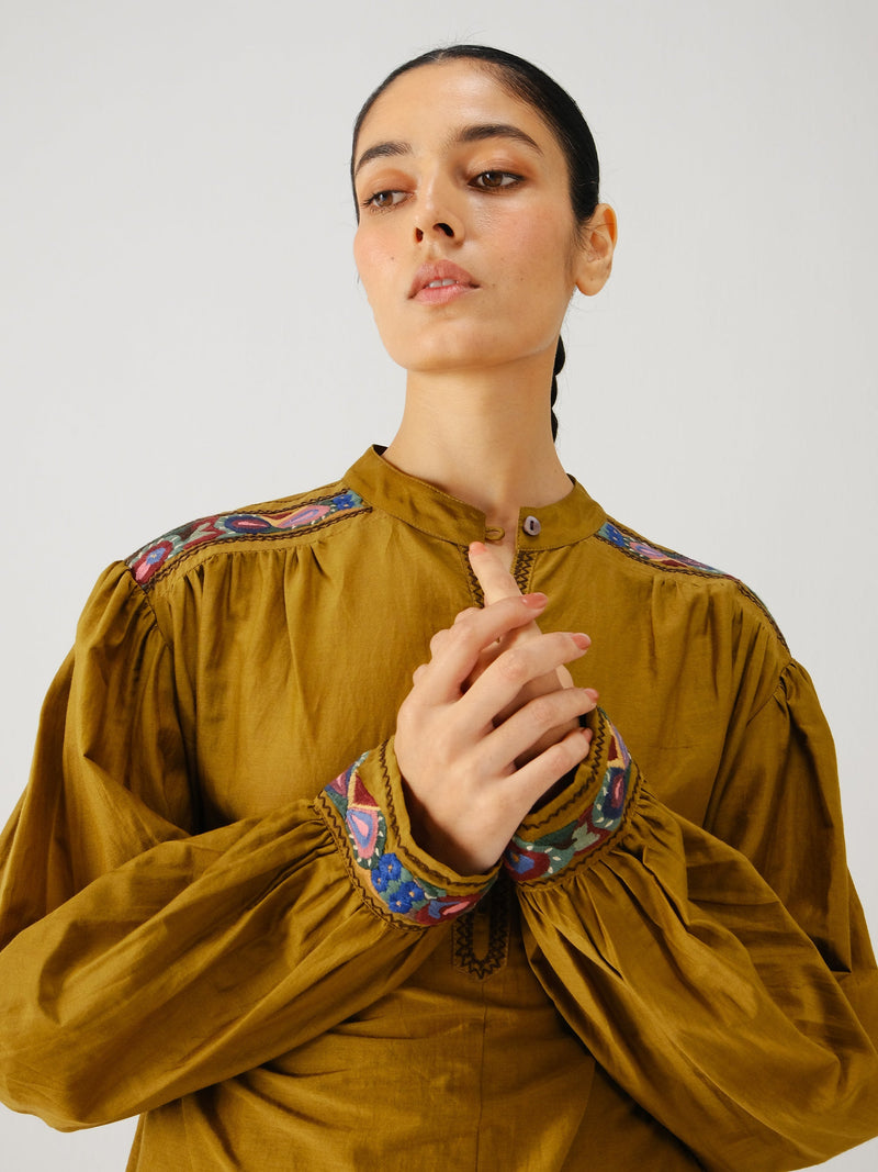 Peasant top