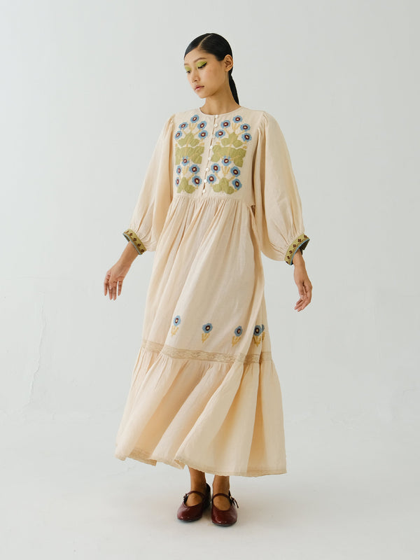 Peasant dress