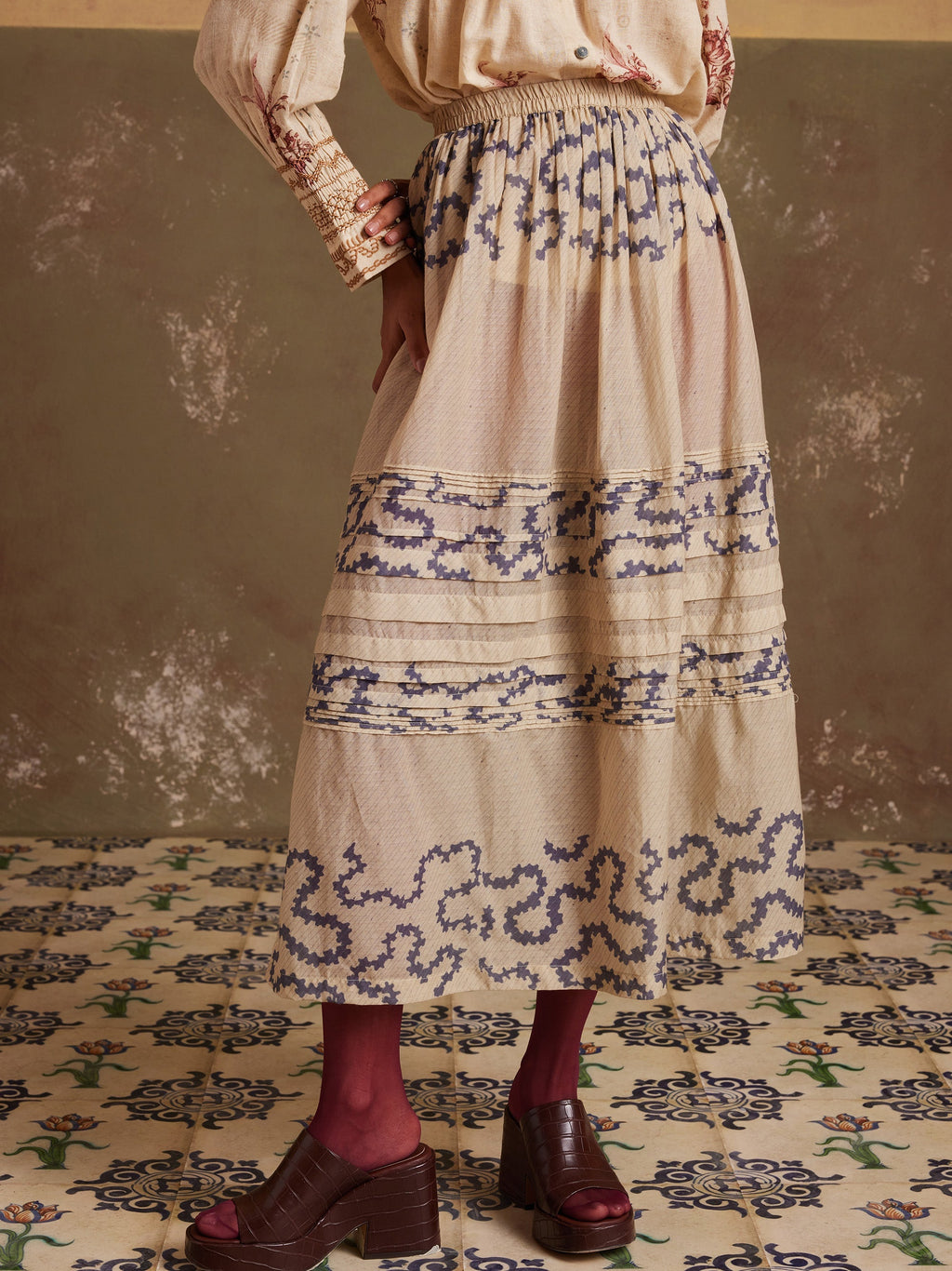 【BAON】Nedoni Corduroy Pintuck Long Skirt Pintuck Skirt | Spiral Printed Cotton Skirt – CordStudio