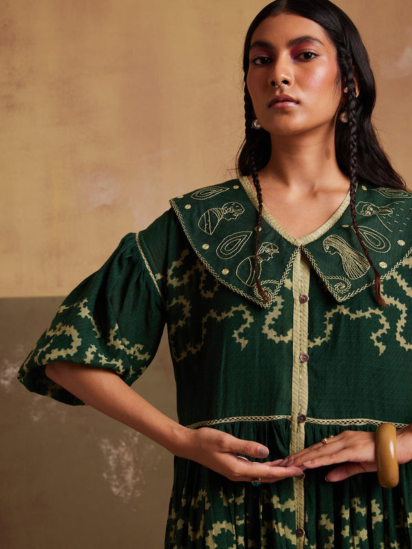 Emerald colour long pleated V neckline with front slit spiral detailing dress